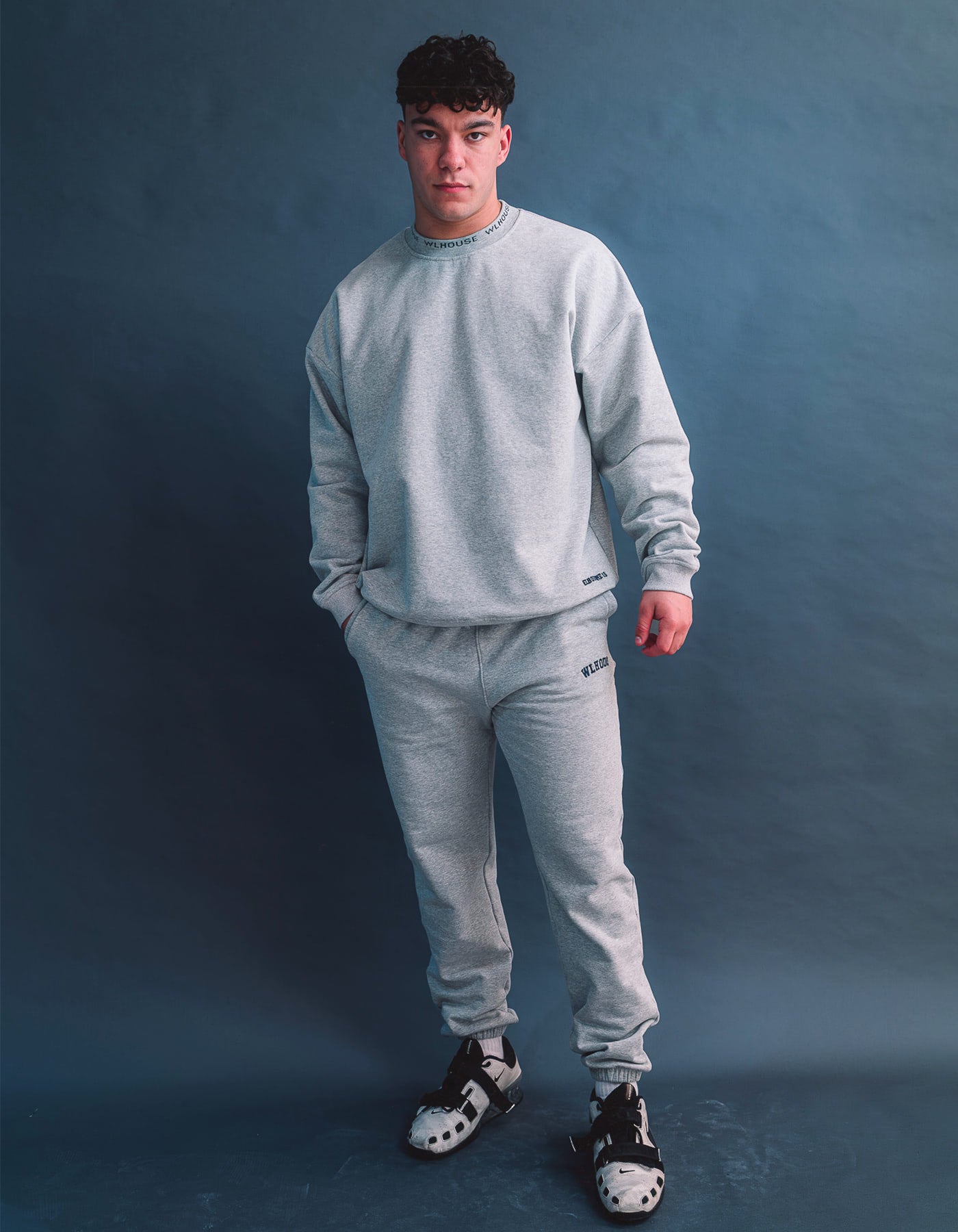 &